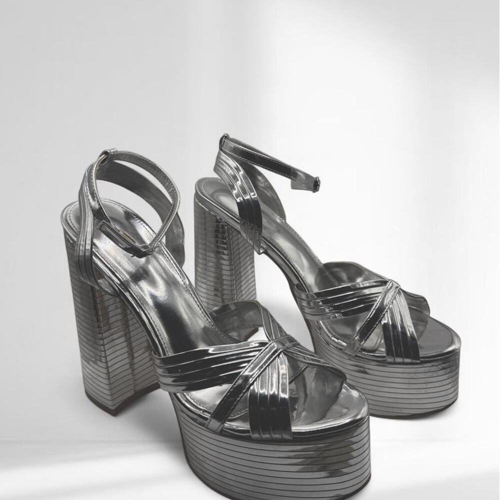 Silver Metallic Platform Block Heels | Women’s Size 10 | disco style Party heel